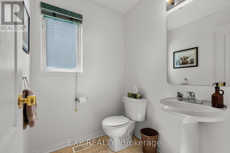28587285/23-southpointe-avenue/longfields/ottawa/ontario/K2J4V4_13