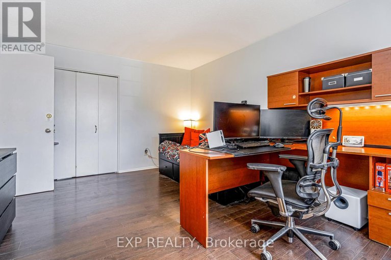 28516736/65-1029-meadowlands-drive/carleton-square/ottawa/ontario/K2C0K5_17