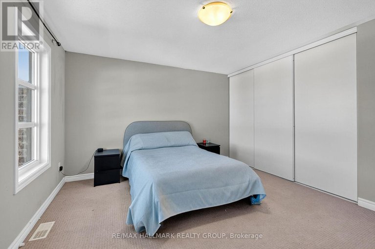 29080802/22-235-infusion-private/strandherd/ottawa/ontario/K2J5X2_23