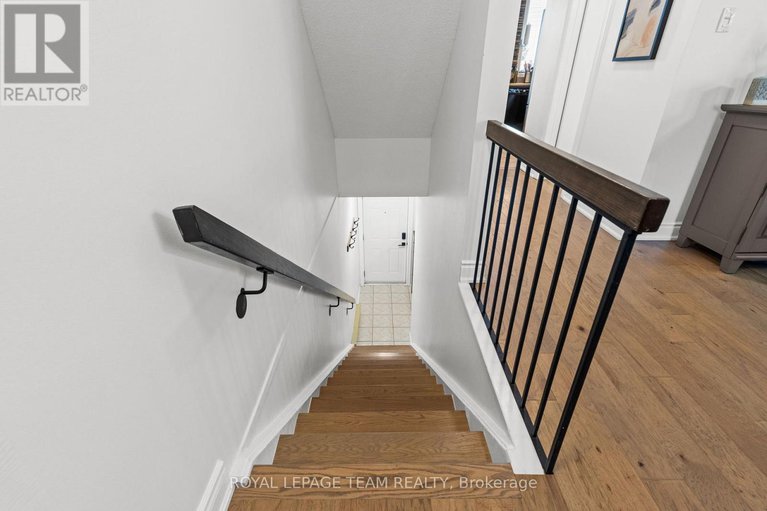 28691026/b-6501-bilberry-drive/convent-glen-north/ottawa/ontario/K1C4N4_10