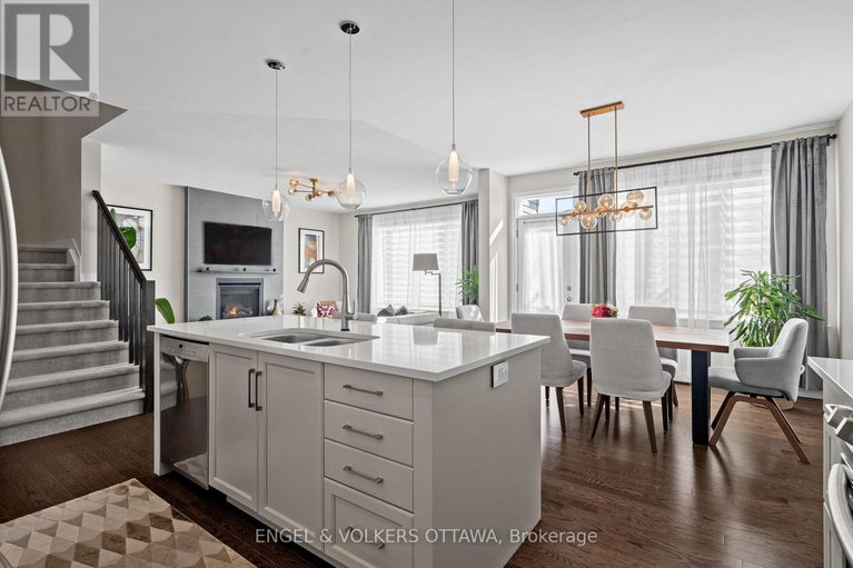29373193/267-sceptre-way/emerald-meadowstrailwest/ottawa/ontario/K2V0C6_9