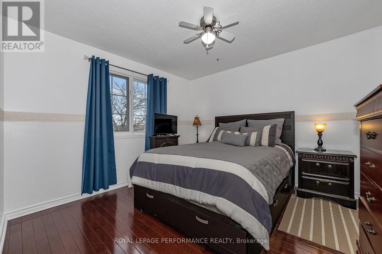 29232445/644-valin-street/fallingbrookgardenway-south/ottawa/ontario/K4A3S9_32