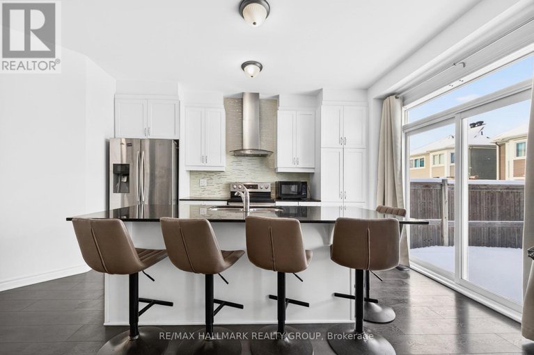 29311915/270-des-soldats-riendeau-street/half-moon-bay/ottawa/ontario/K2J5Z1_12