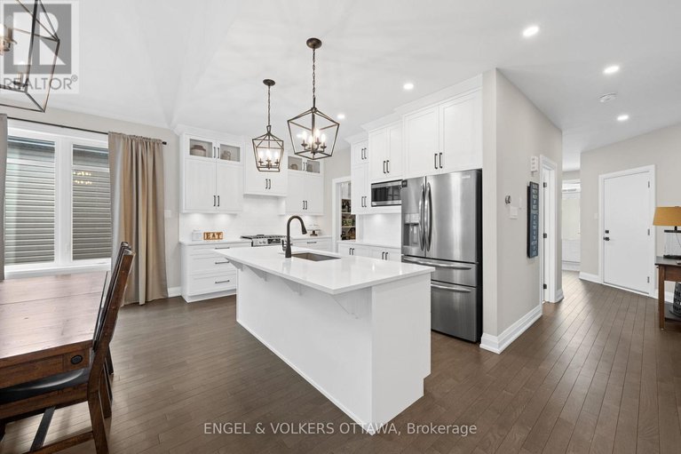 29306754/221-blackhorse-drive/north-grenville-twp-kemptville-south/north-grenville/ontario/K0G1J0_6