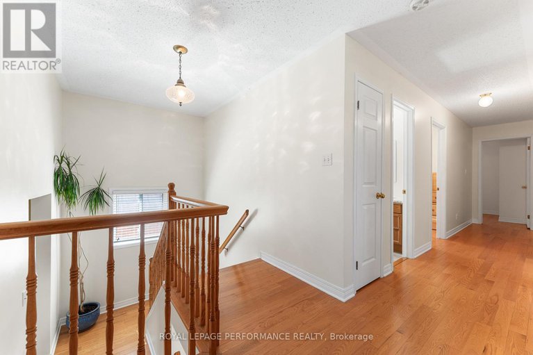 28650835/102-shearer-crescent/katimavik/ottawa/ontario/K2L3W1_20