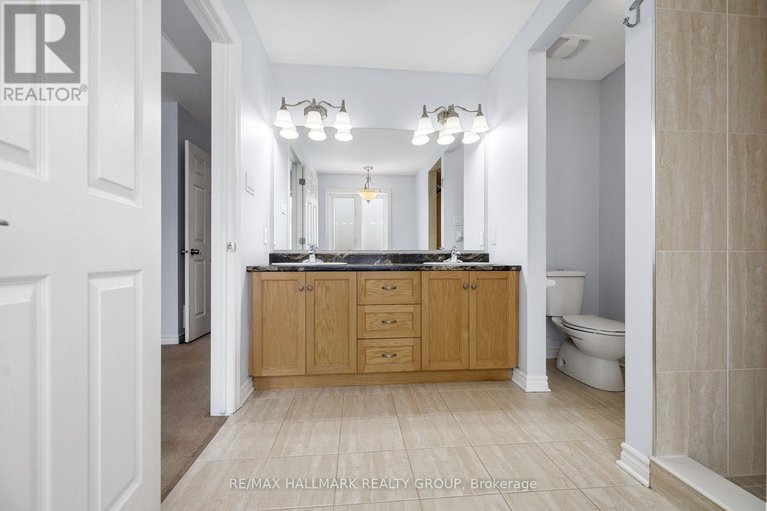 27816105/75-settlement-lane/russell/ontario/K4R0A4_27