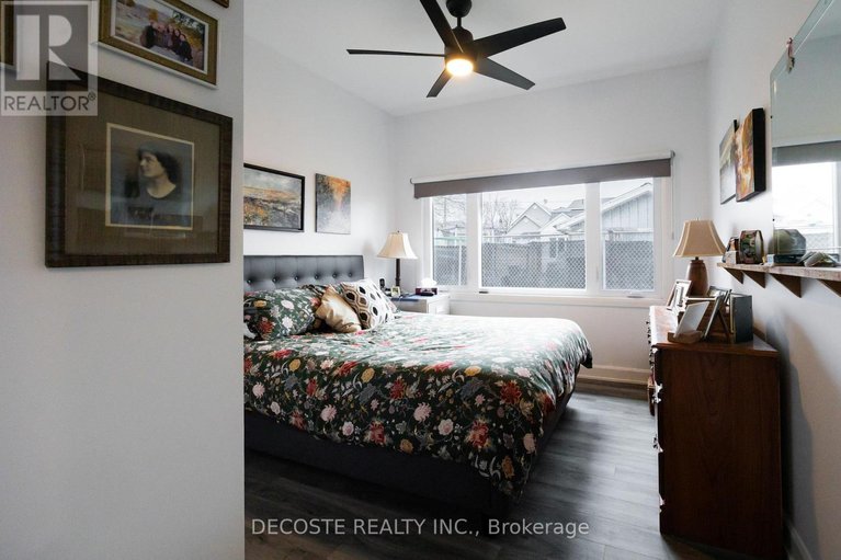 29464449/12-elgin-street-w/alexandria/north-glengarry/ontario/K0C1A0_12