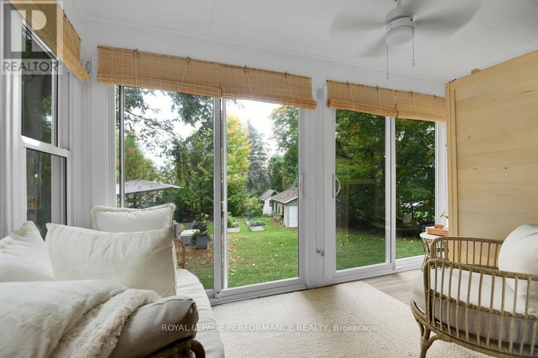 28930470/5583-manotick-main-street/manotick-village-manotick-estates/ottawa/ontario/K4M1A9_28