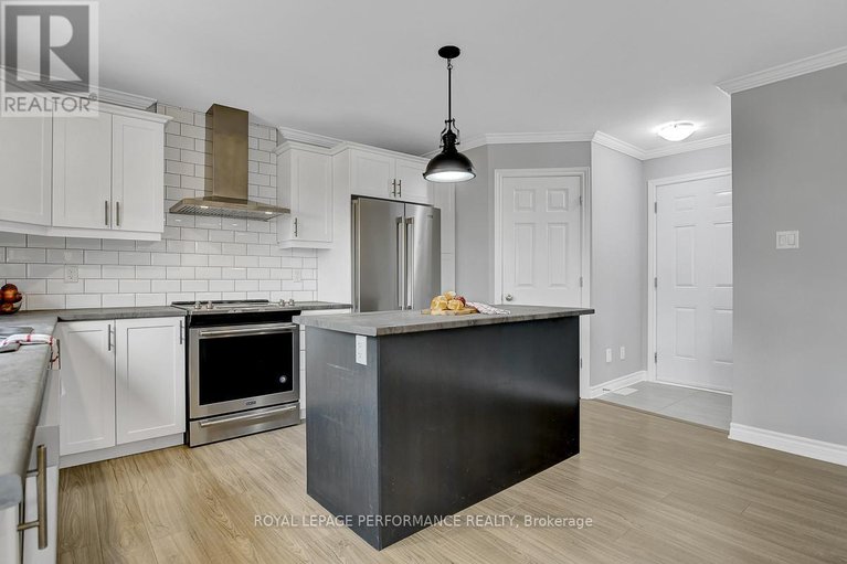 29071247/29-meadowlark-street/village-of-russell/russell/ontario/K4R0B8_9