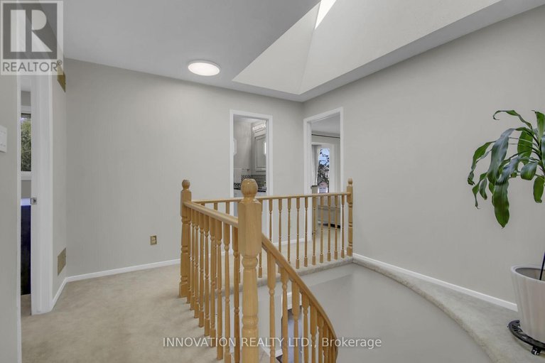 28847959/76-chickasaw-crescent/bridlewood/ottawa/ontario/K2M1M7_17