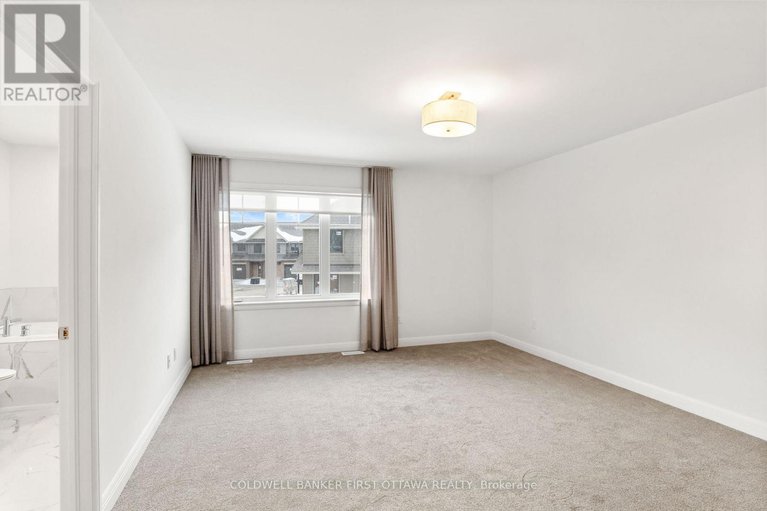 28420939/1322-whitlow-grass-way/morgans-grantsouth-march/ottawa/ontario/K2W0N5_16