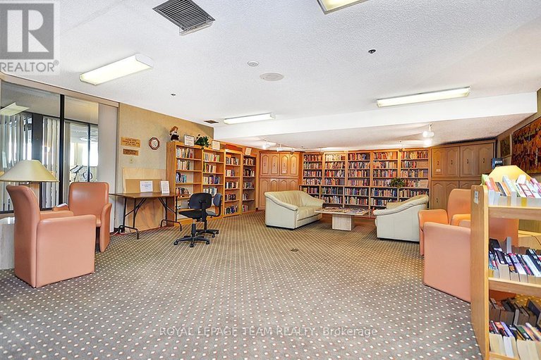 28414487/303-1500-riverside-drive/riverview-park/ottawa/ontario/K1G4J4_28