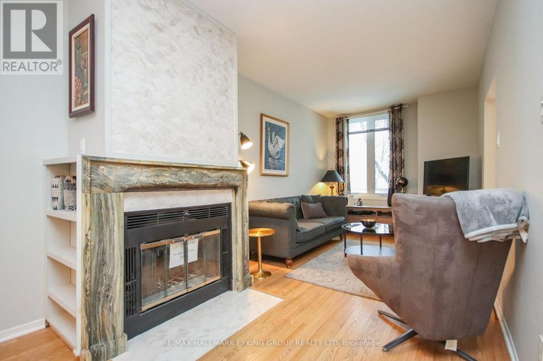 28220496/239-york-street/lower-town/ottawa/ontario/K1N5T9_6