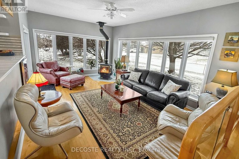 29501033/6298-maclean-court/south-glengarry-lancaster-twp/south-glengarry/ontario/K0C1E0_18