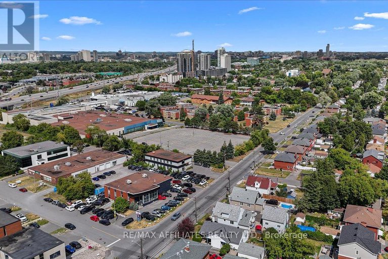 28777178/1490-laperriere-avenue/carlington/ottawa/ontario/K1Z7S9_31