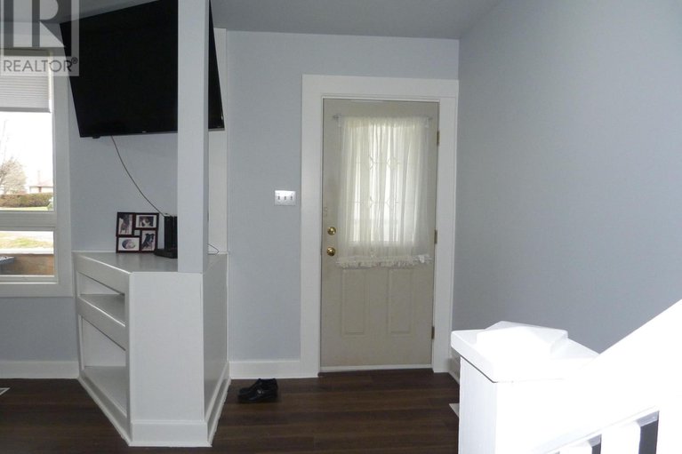 29117947/24-brouse-drive/iroquois/south-dundas/ontario/K0E1K0_17