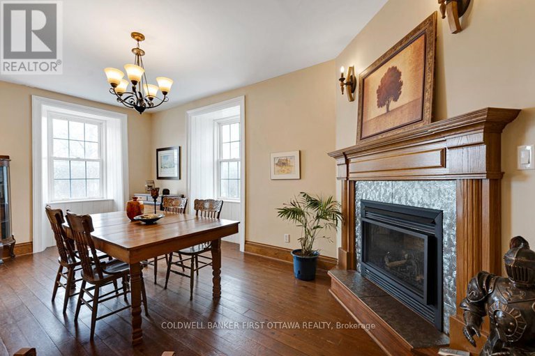 28148483/28-south-street/drummondnorth-elmsley-north-elmsley-twp/drummondnorth-elmsley/ontario/K7H2G1_11