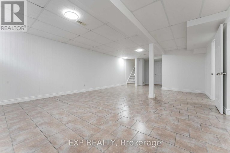 29186601/119-anfield-crescent/barrhaven-east/ottawa/ontario/K2G7B7_43