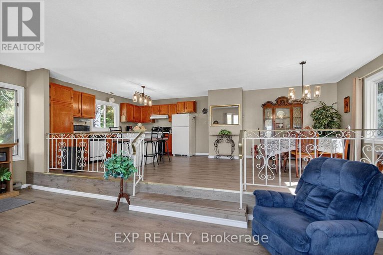 28996962/96-constance-lake-road/kanata-north-east/ottawa/ontario/K2K1X7_7