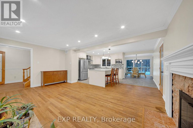 29257796/661-blair-road/rothwell-heights/ottawa/ontario/K1J7M4_10