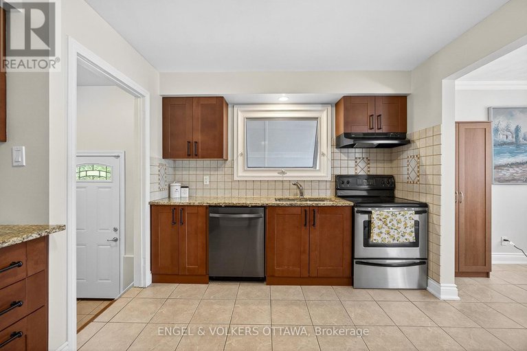 29250492/1291-notting-hill-avenue/ellwood/ottawa/ontario/K1V6T5_11