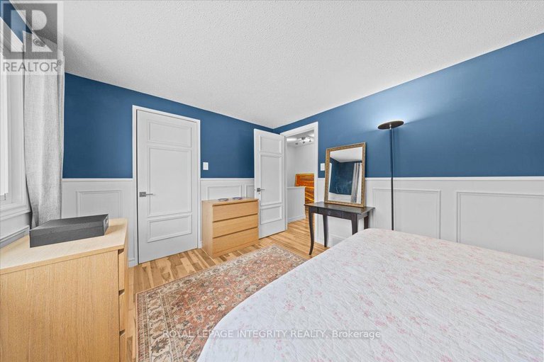 29383476/1196-priory-lane/convent-glen-north/ottawa/ontario/K1C1Z9_13