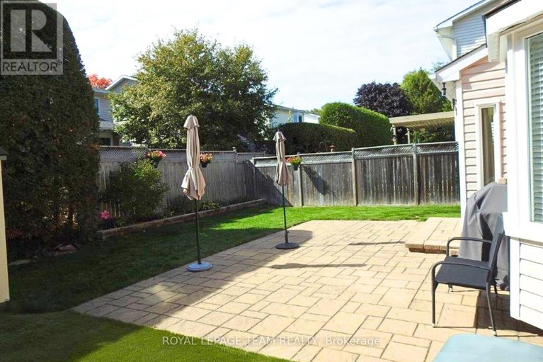 29494254/11-speers-crescent/bridlewood/ottawa/ontario/K2M1W1_42