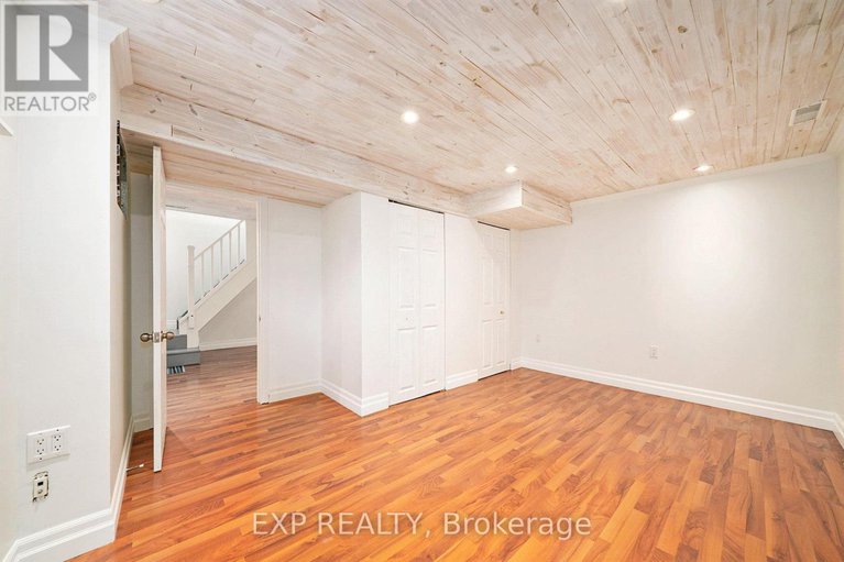 28811439/1954-rosebella-avenue/blossom-parkleitrim/ottawa/ontario/K1T1G7_22