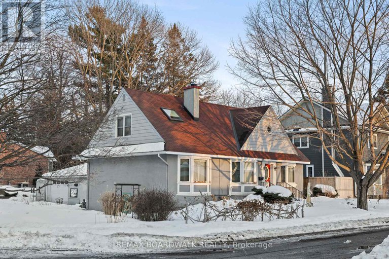 29393366/961-kingsmere-avenue/mckellar-heightsglabar-park/ottawa/ontario/K2A3K3_37