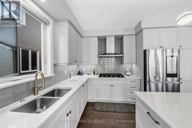 28815474/896-sendero-way/remainder-of-stittsville-area/ottawa/ontario/K2S2W8_22