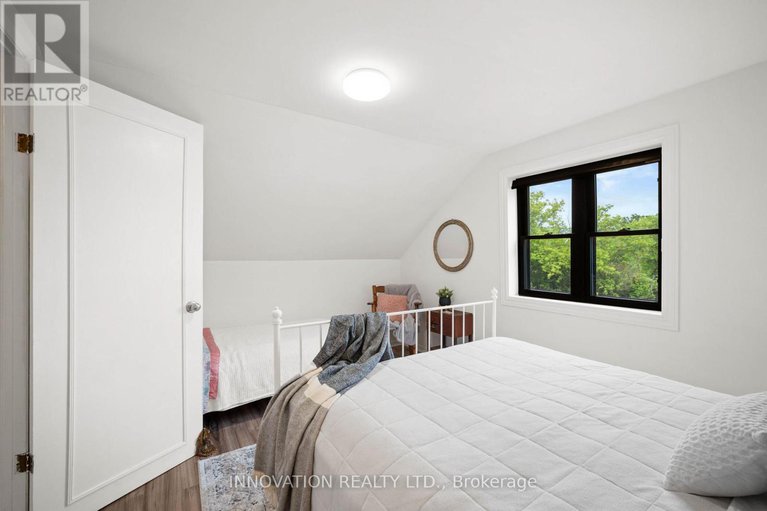 28861257/137-hillier-street/lanark-highlands-lanark-village/lanark-highlands/ontario/K0G1K0_22