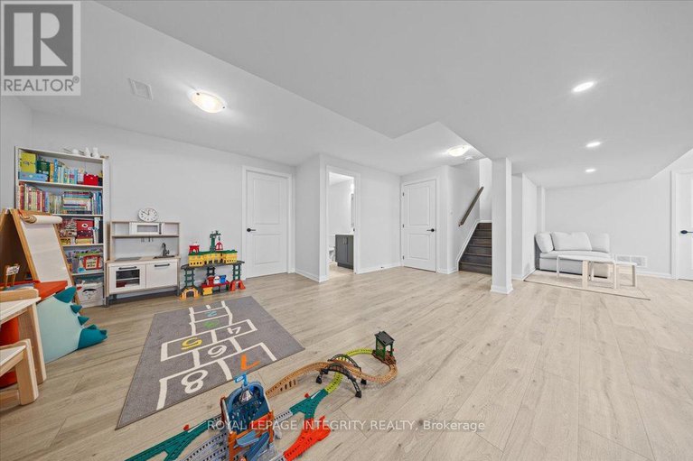 29407570/101-darleux-place/mahogany-community/ottawa/ontario/K4M0M7_42