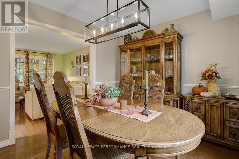 29090639/32-parklands-avenue/village-of-russell/russell/ontario/K4R1A2_12