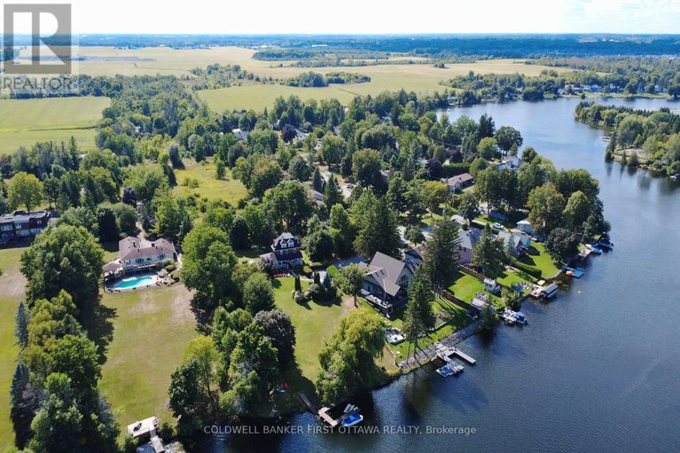 28819884/5937-rideau-valley-drive-n/manotick-south-to-roger-stevens/ottawa/ontario/K4M1B3_43