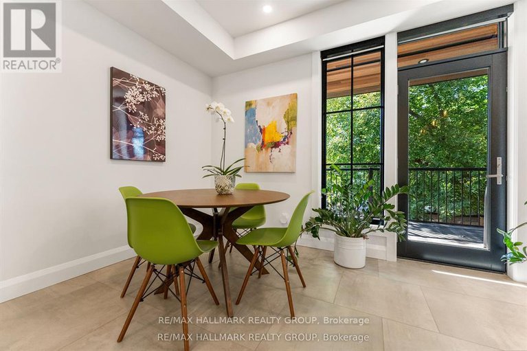 29052704/396-roosevelt-avenue/westboro-west/ottawa/ontario/K2A1Z3_18