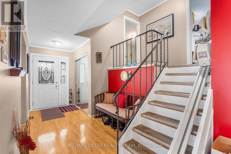 28814216/1345-belcourt-boulevard/orleanssunridge/ottawa/ontario/K1C1L8_3