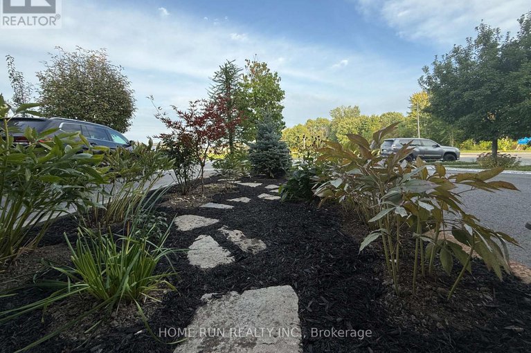 28885401/781-brian-good-avenue/riverside-southgloucester-glen/ottawa/ontario/K4M0E3_3