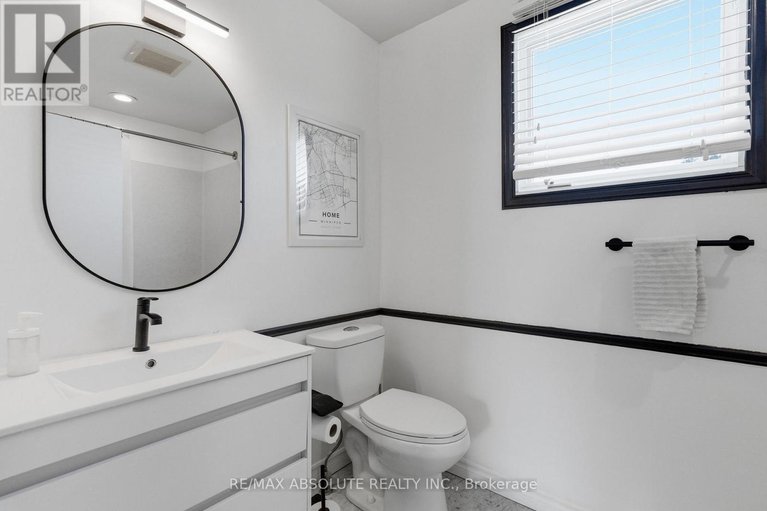 29407947/13-weatherwood-crescent/pineglencountry-place/ottawa/ontario/K2E7C5_33