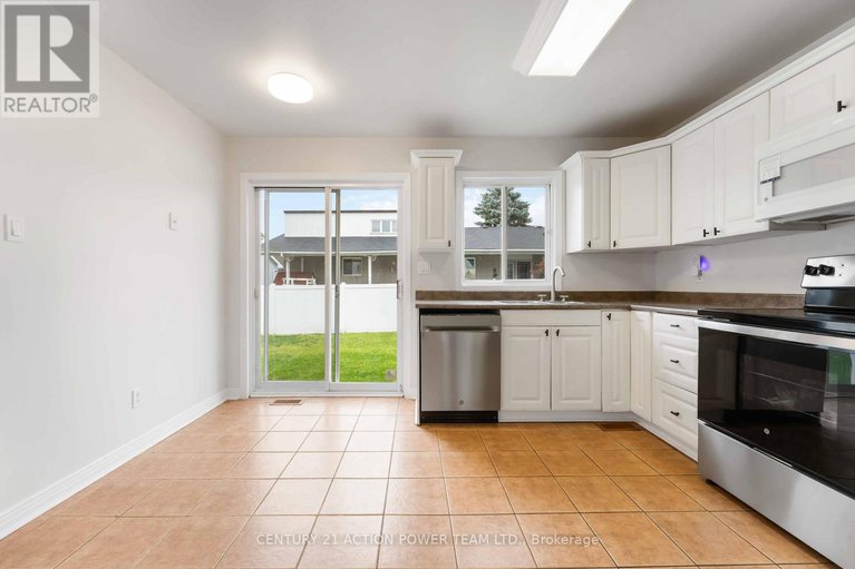 29025910/1474-shawinigan-street/fallingbrookridgemount/ottawa/ontario/K4A2M8_13