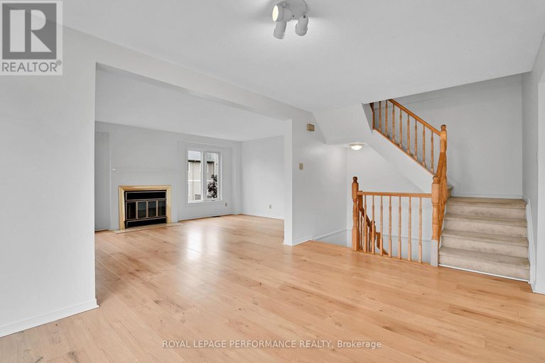 28371665/17-1838-summerfields-crescent/chapel-hill/ottawa/ontario/K1C7B7_11