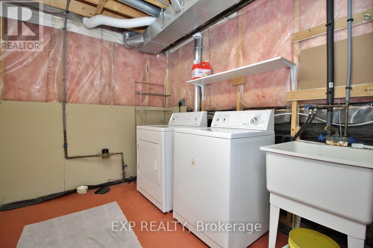 28815931/2127-lauzon-street/fallingbrookgardenway-south/ottawa/ontario/K4A3K7_26