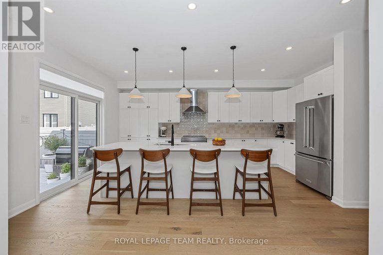 28583920/726-coast-circle/mahogany-community/ottawa/ontario/K4M0N2_15
