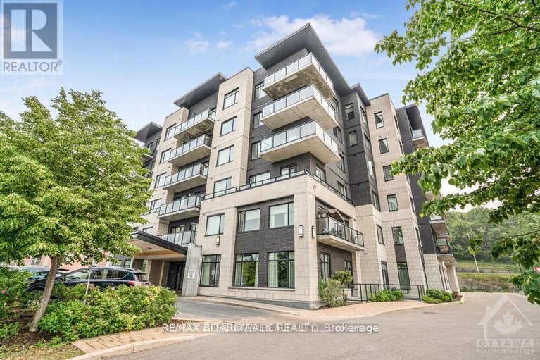 29374176/109-310-centrum-boulevard/bilberry-creekqueenswood-heights/ottawa/ontario/K1E0A3_2