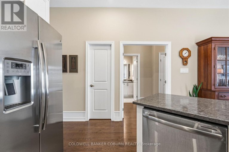 29658105/213-oxford-street-w/kemptville/north-grenville/ontario/K0G1J0_8