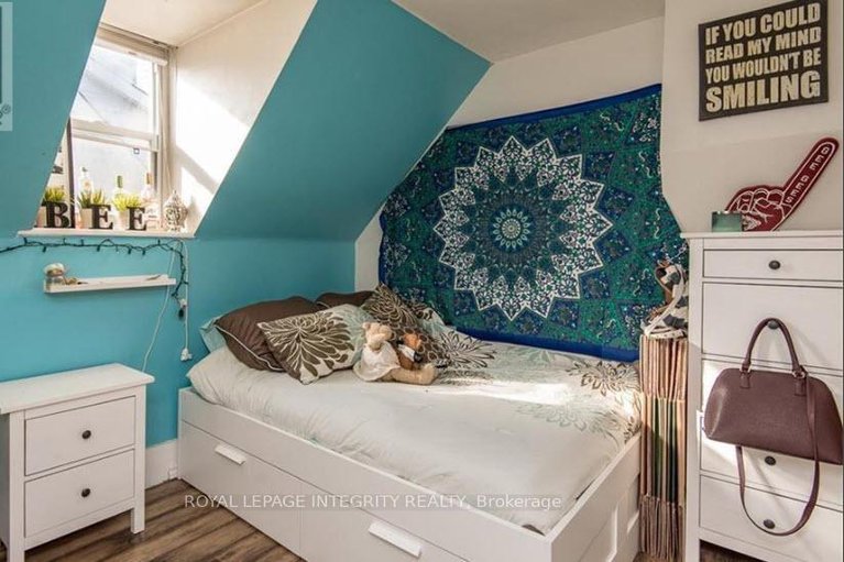 29010809/521-chapel-street/sandy-hill/ottawa/ontario/K1N8A1_9