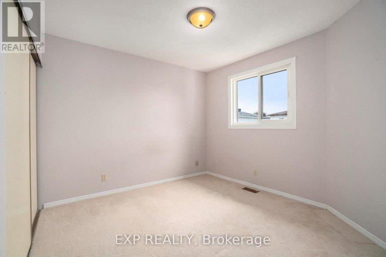 28627059/683-apollo-way/fallingbrookpineridge/ottawa/ontario/K4A1S8_21