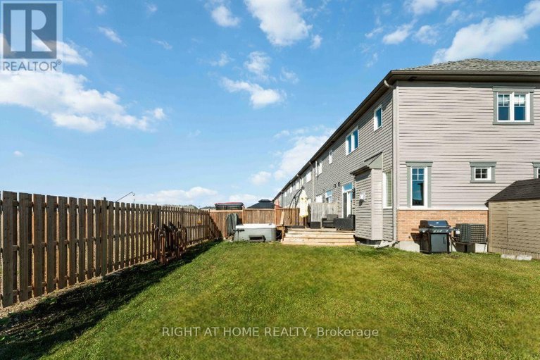 28990502/177-bandelier-way/stittsville-north/ottawa/ontario/K2S2J5_29