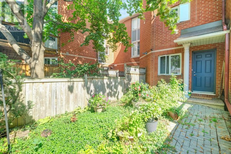 28836978/6-stockport-private/ottawa-centre/ottawa/ontario/K2P2J3_26