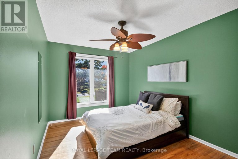 29003460/1079-christopher-drive/manotick-long-island-nicholls-island/ottawa/ontario/K4M1J2_26