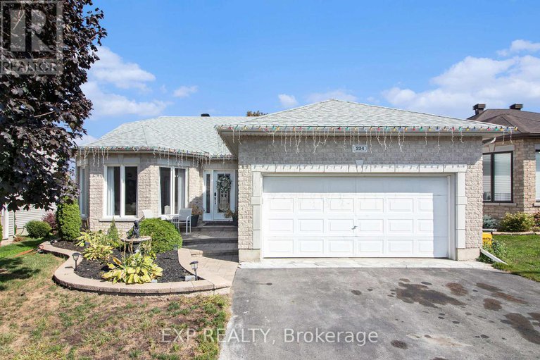 29033122/234-sandra-crescent/town-of-rockland/clarence-rockland/ontario/K4K1R6_1